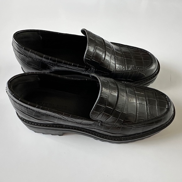 Everlane Black Croc-Embossed Loafers - Picture 4 of 7